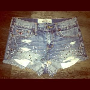 Hollister sz 1 diamond studded shorts